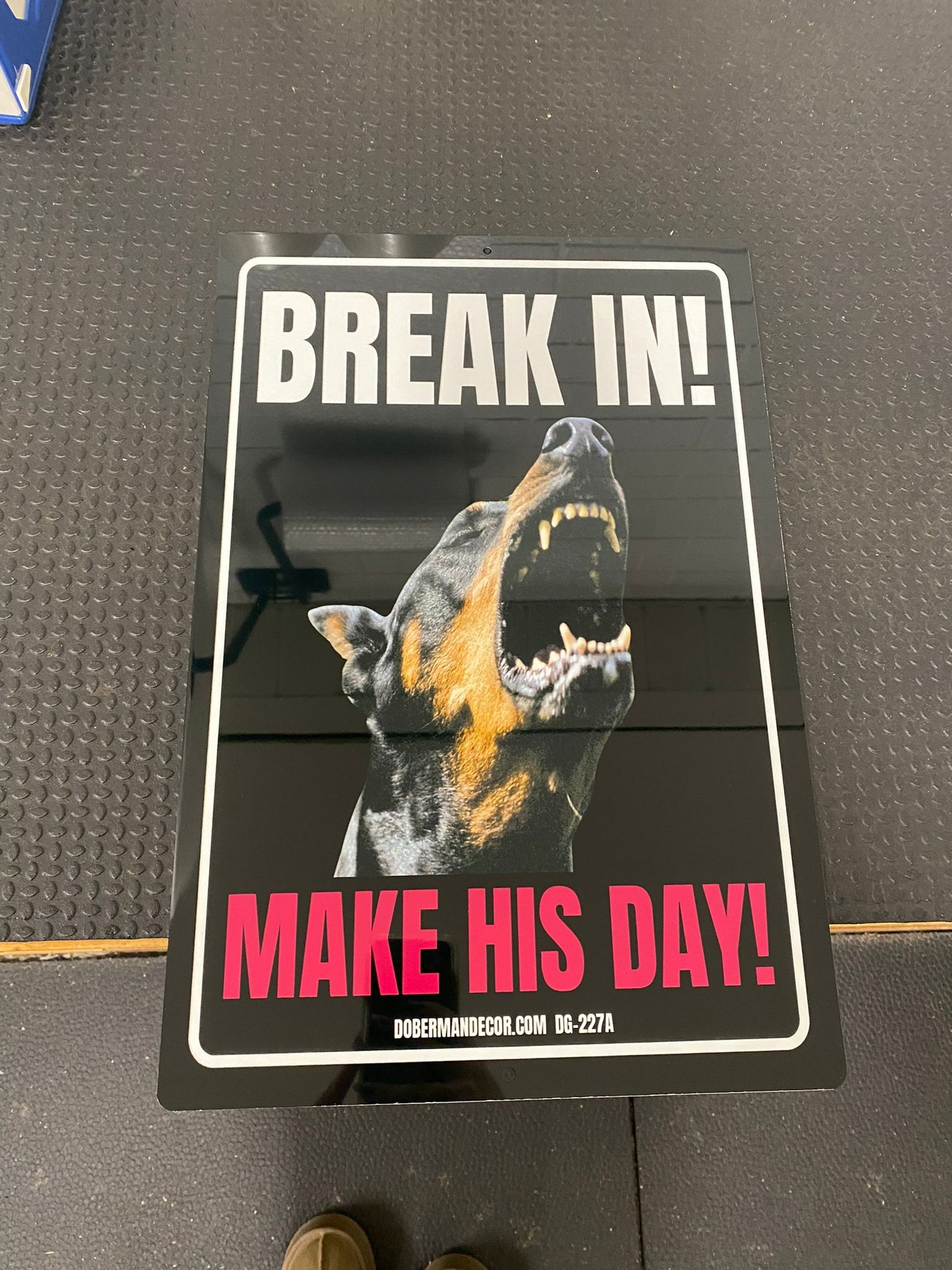 Doberman Sign DG-227